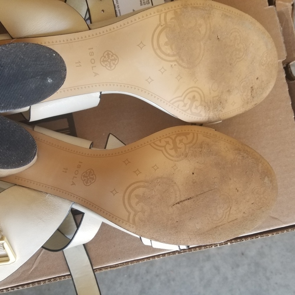 Ivory Sandals - Picture 4 of 5